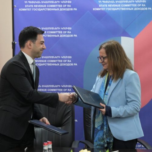 Signature d’une convention de coopération entre le Comité des recettes d’Arménie et l’UFAR